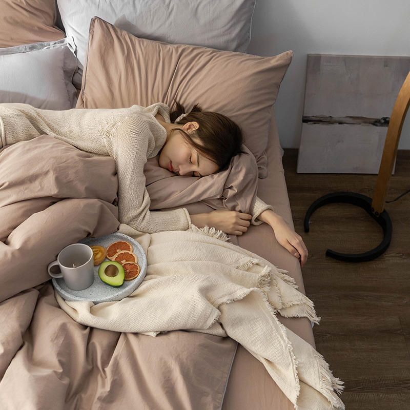 Solid Color100%100% Cotton Spring and Autumn Four-Piece Bedding Set