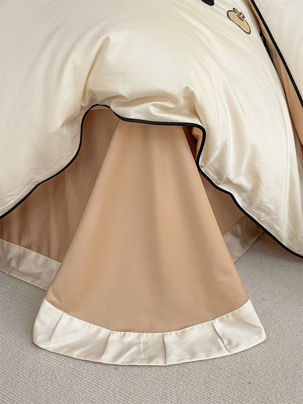 Autumn Winter Cartoon Style 100S Long Staple Cotton Brushed Four-Piece Set Skin-Friendly Warm Children's Bedding