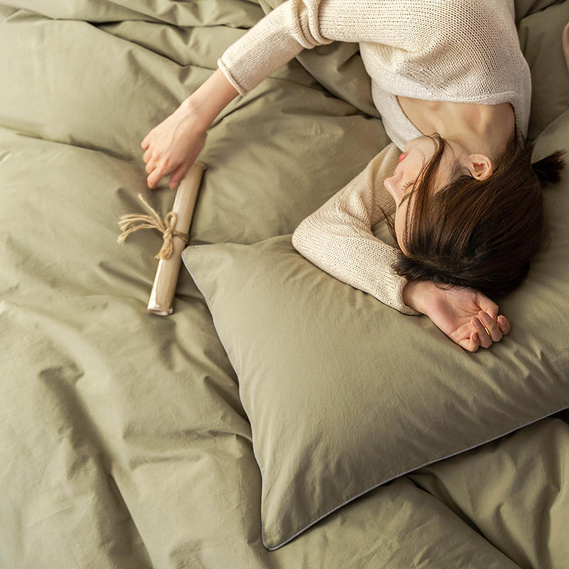 Solid Color100%100% Cotton Spring and Autumn Four-Piece Bedding Set