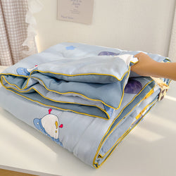 Maternity Grade Soybean Fiber Summer Air Conditioning Quilt