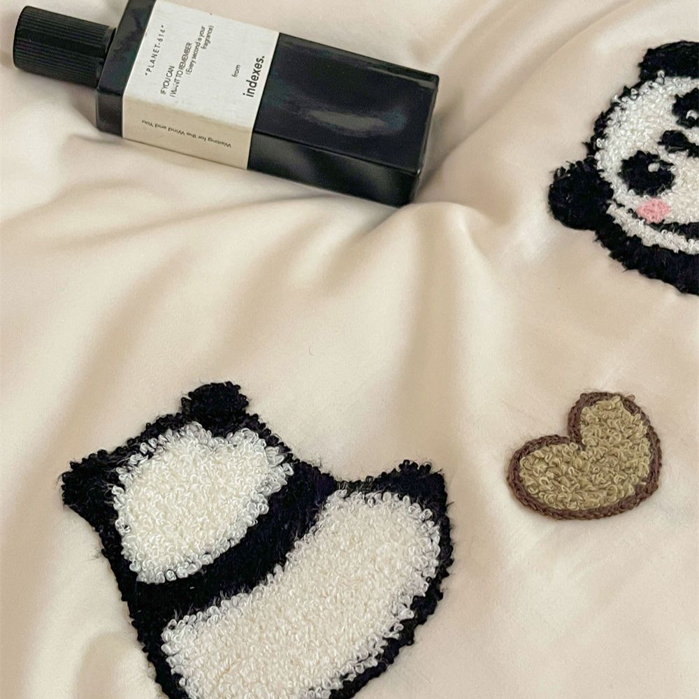 Autumn Winter Cartoon Style 100S Long Staple Cotton Brushed Four-Piece Set Skin-Friendly Warm Children's Bedding